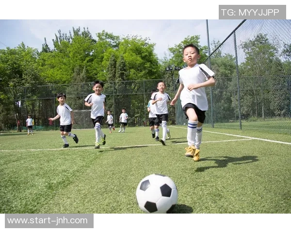 足球宝贝的青春岁月与梦想追逐的精彩故事